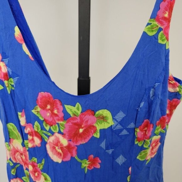 Hollister Deep Back Dress - Picture 2 of 4